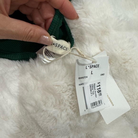 L space w tags brand new - Picture 15 of 15